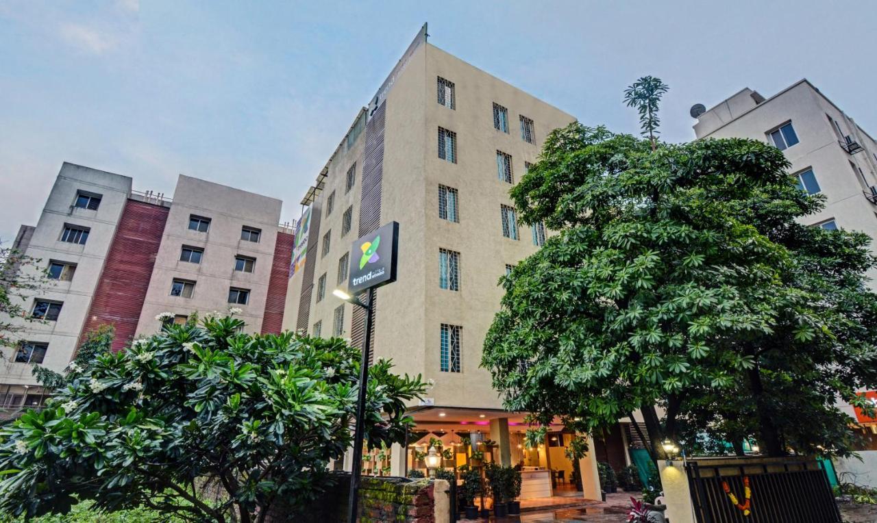Treebo Iris Suites Pune Bagian luar foto