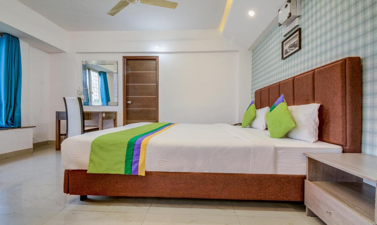Treebo Iris Suites Pune Bagian luar foto