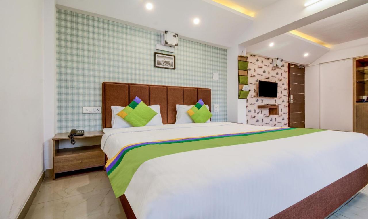 Treebo Iris Suites Pune Bagian luar foto