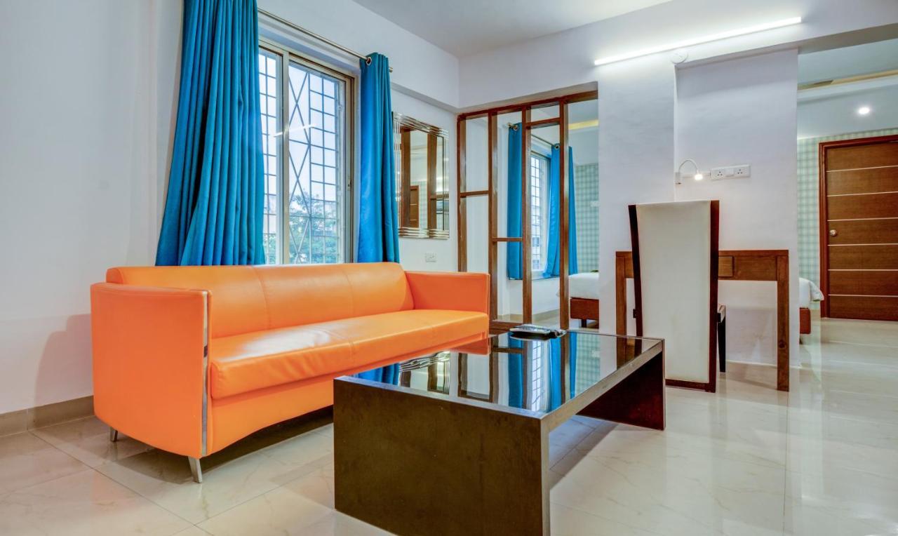 Treebo Iris Suites Pune Bagian luar foto