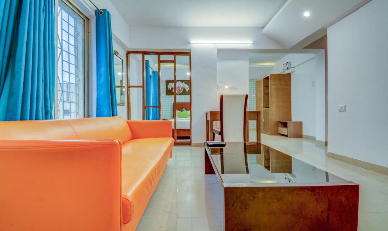 Treebo Iris Suites Pune Bagian luar foto
