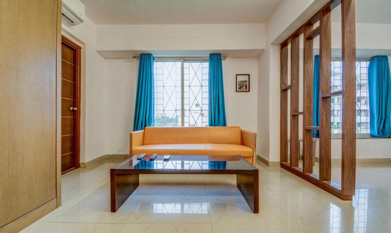 Treebo Iris Suites Pune Bagian luar foto
