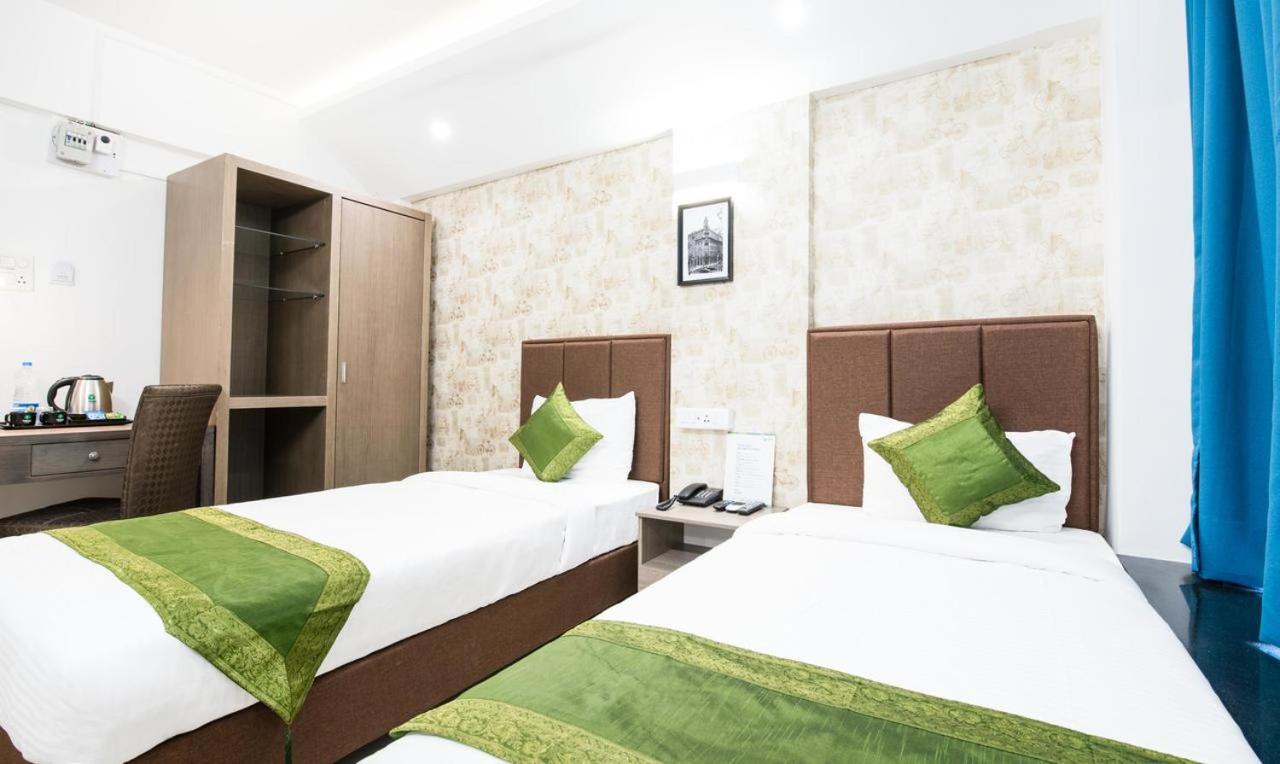 Treebo Iris Suites Pune Bagian luar foto